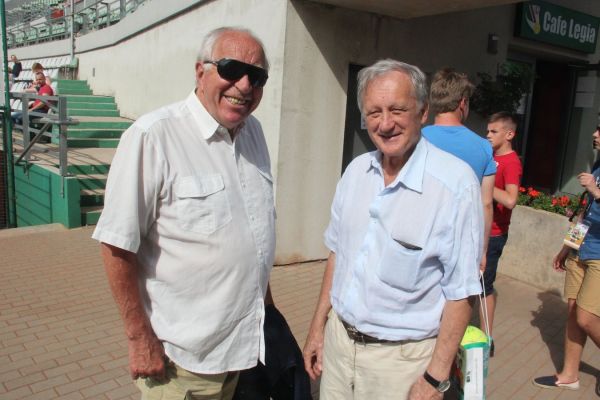 img-6834C880EF83-0FC4-982E-9D0B-356DDF0D03CD.jpg