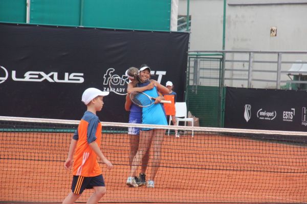 img-77698F90F547-EE35-140F-D32E-AAB3726B9FFB.jpg