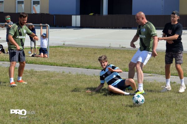 prostejov2017-fot100969CD782-2A2E-1E47-2F16-1B876915560D.jpg